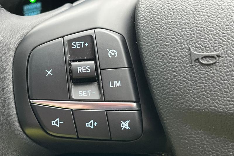 Used Ford Kuga 2022 for sale - 77665760: Photo 38