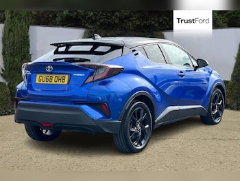 Used Toyota C-HR 2019 for sale - 78618591: Photo