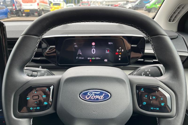 Used Ford Explorer 2024 for sale - 76023287: Photo 12