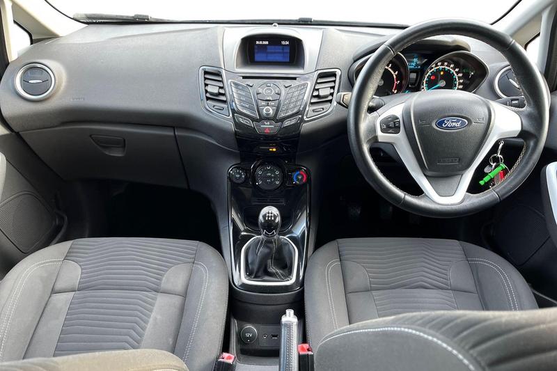 Used Ford Fiesta 2015 for sale - 77733159: Photo 10