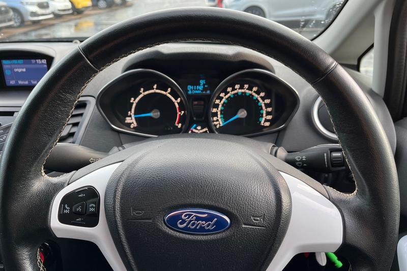 Used Ford Fiesta 2015 for sale - 77733159: Photo 12