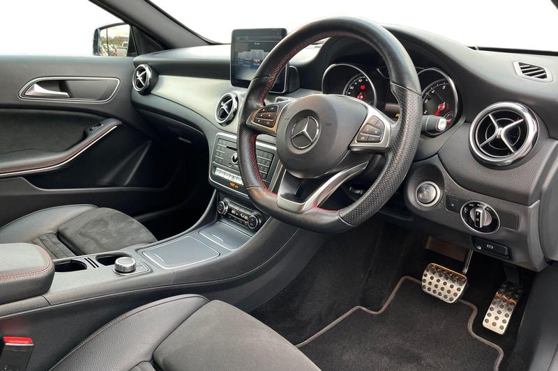 Used Mercedes-Benz GLA 2019 for sale - 77310555: Photo 9