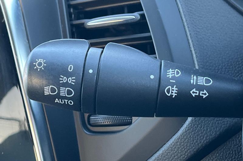 Used Renault Captur 2018 for sale - 76807212: Photo 14