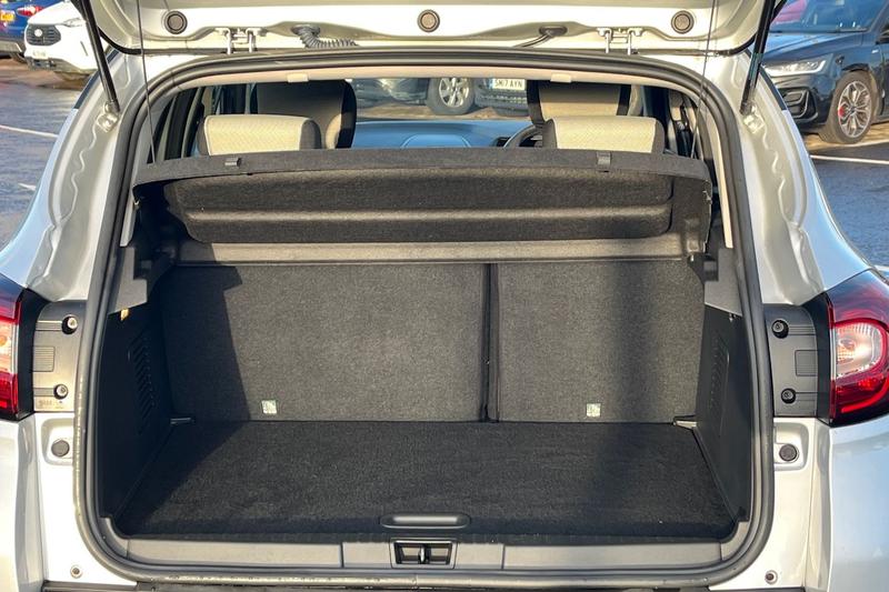 Used Renault Captur 2018 for sale - 76807212: Photo 21