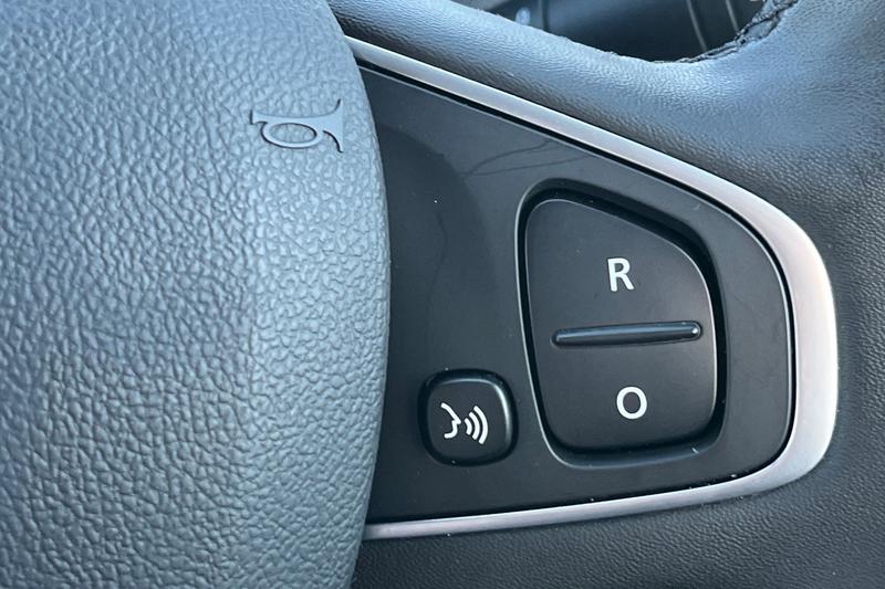 Used Renault Captur 2018 for sale - 76807212: Photo 37