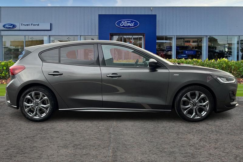 Used Ford Focus 2023 for sale - 77733171: Photo 3