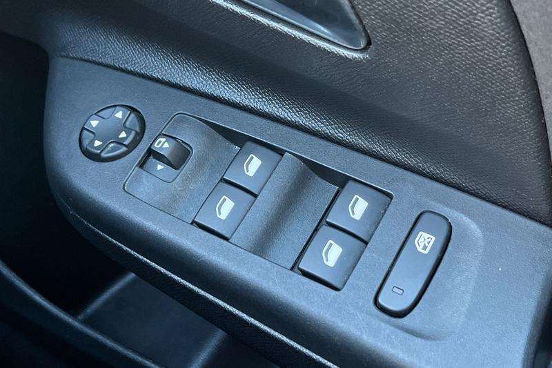 Used Vauxhall Corsa 2023 for sale - 76534383: Photo 16