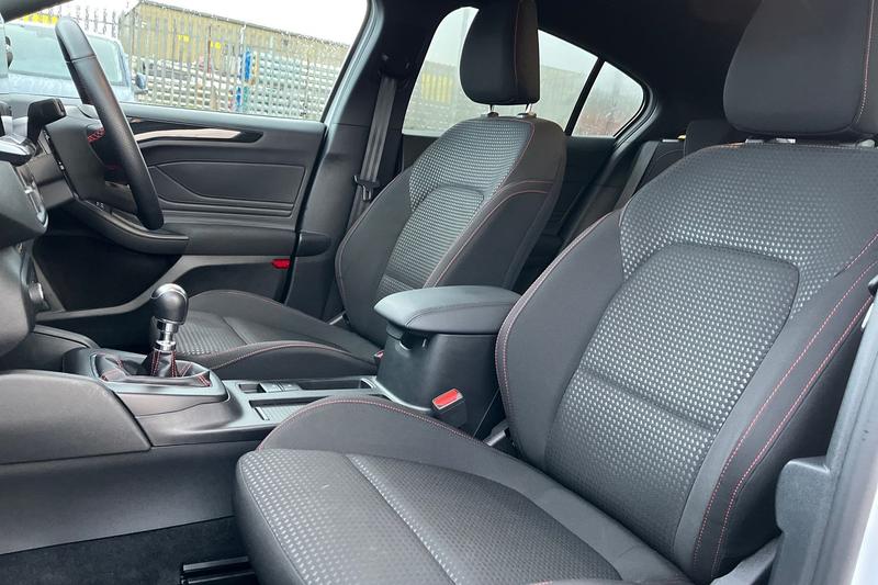 Used Ford Focus 2024 for sale - 76703228: Photo 19