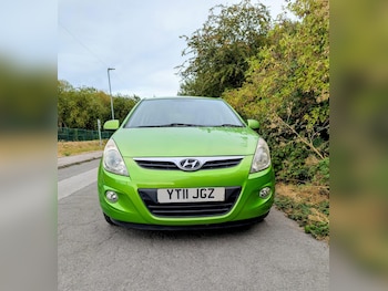 Used Hyundai i20 2011 for sale - 79471494: Photo