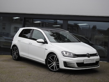 Used Volkswagen Golf 2015 for sale - 75986788: Photo