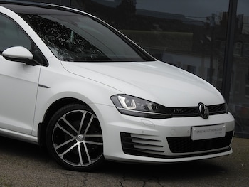 Used Volkswagen Golf 2015 for sale - 75986788: Photo