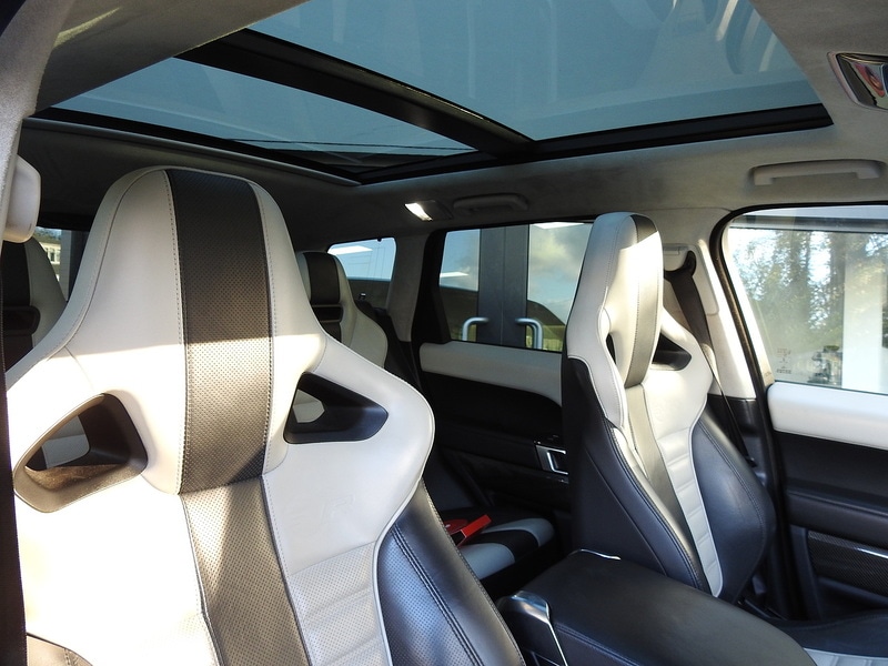 Used Land Rover Range Rover Sport 2017 for sale - 76346037: Photo 17