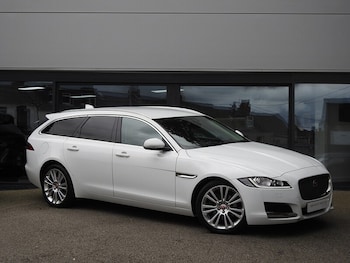 Used Jaguar XF 2018 for sale - 75758078: Photo