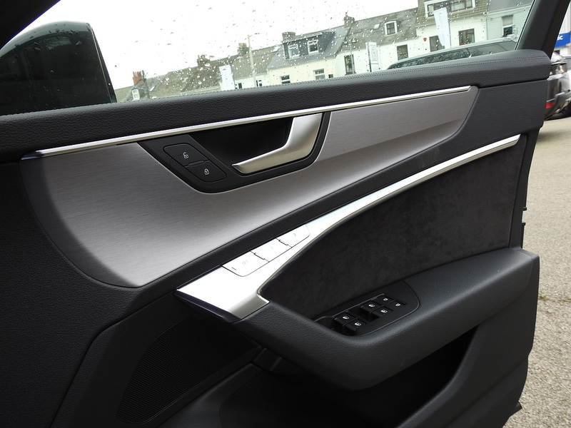 Used Audi A6 Saloon 2019 for sale - 75749639: Photo 17