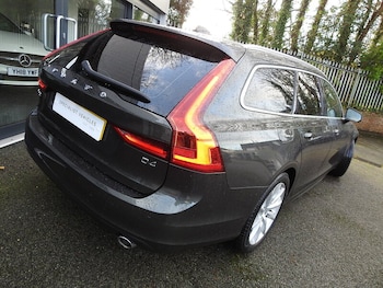 Used Volvo V90 2020 for sale - 76751495: Photo
