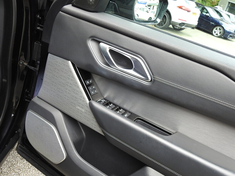 Used Land Rover Range Rover Velar 2018 for sale - 76106321: Photo 23