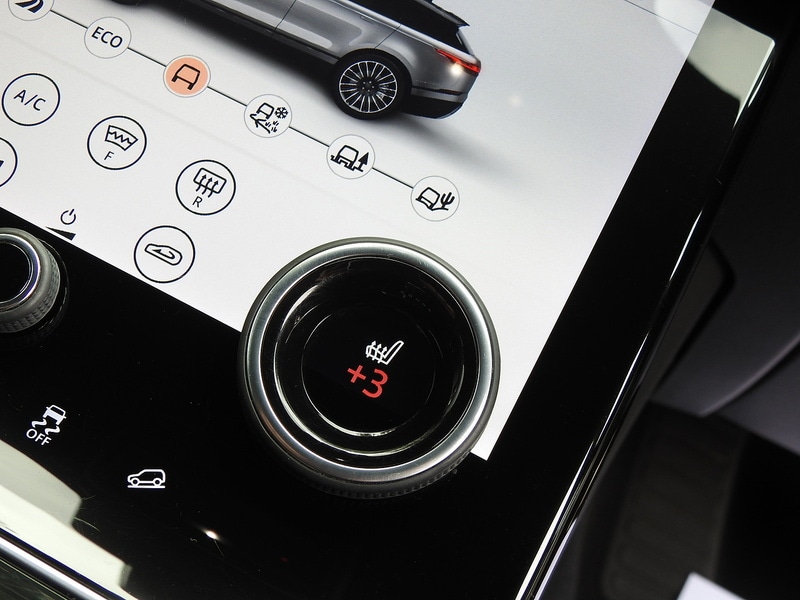 Used Land Rover Range Rover Velar 2018 for sale - 76106321: Photo 32