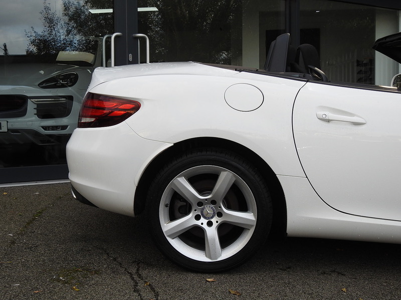 Used Mercedes-Benz SLC 2017 for sale - 76171088: Photo 9