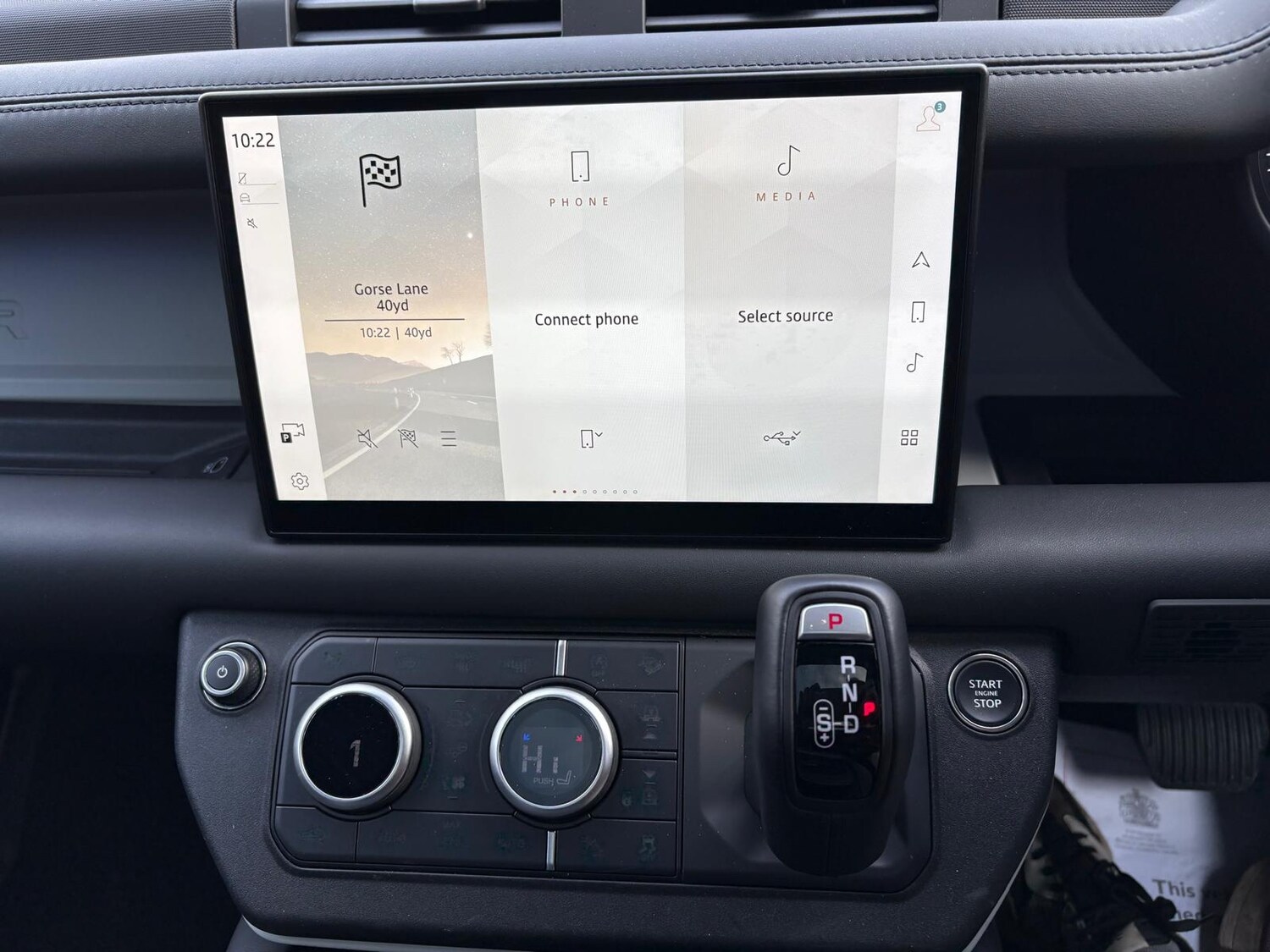 Used Land Rover Defender 2024 for sale - 76340689: Photo 27