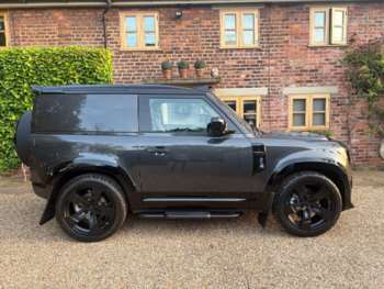 Used Land Rover Defender 2025 for sale - 74950108: Photo