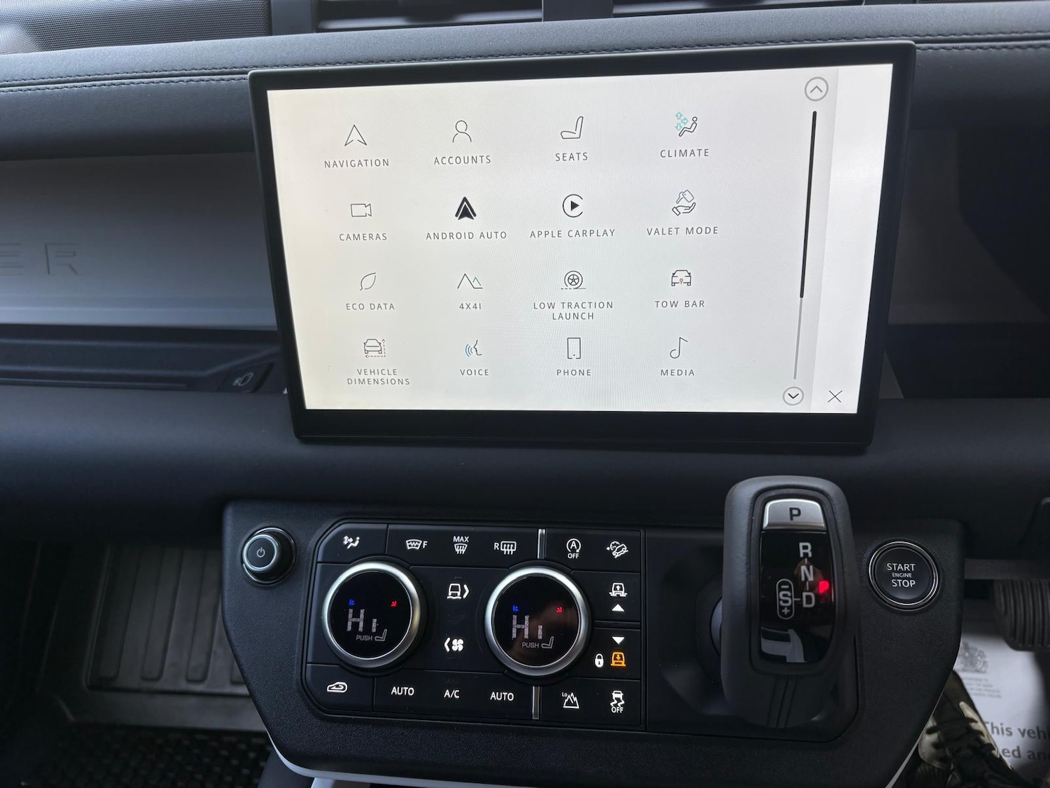 Used Land Rover Defender 2025 for sale - 77630106: Photo 10