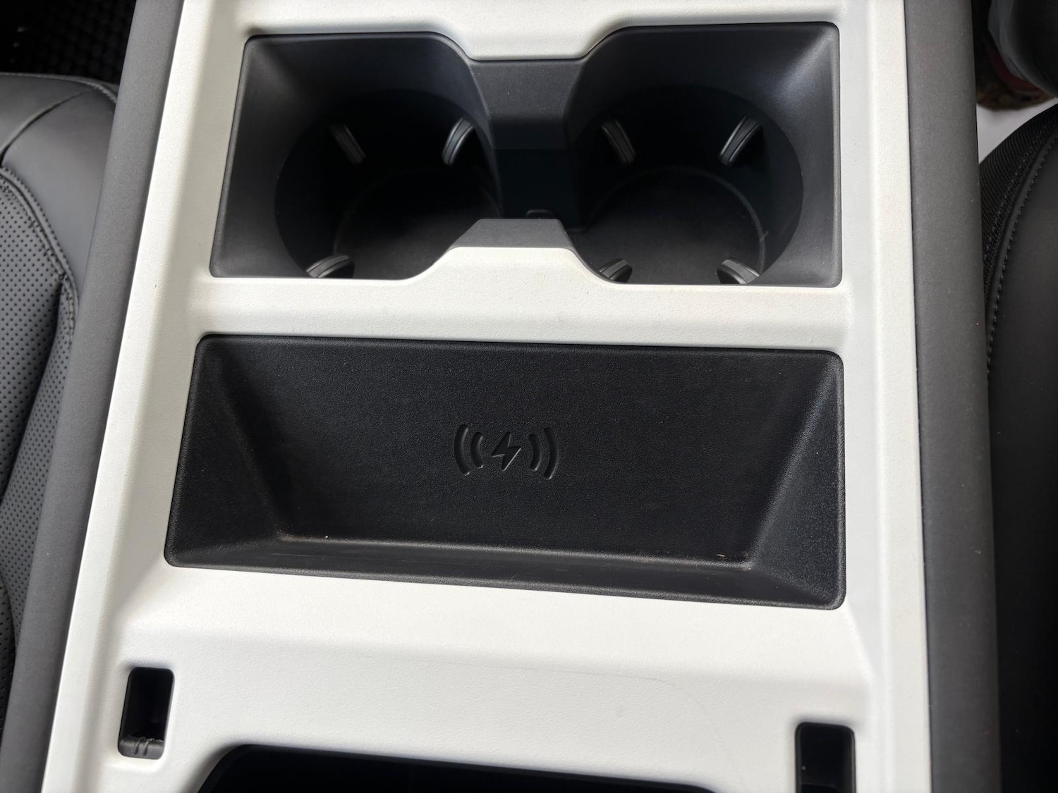 Used Land Rover Defender 2025 for sale - 77630106: Photo 14