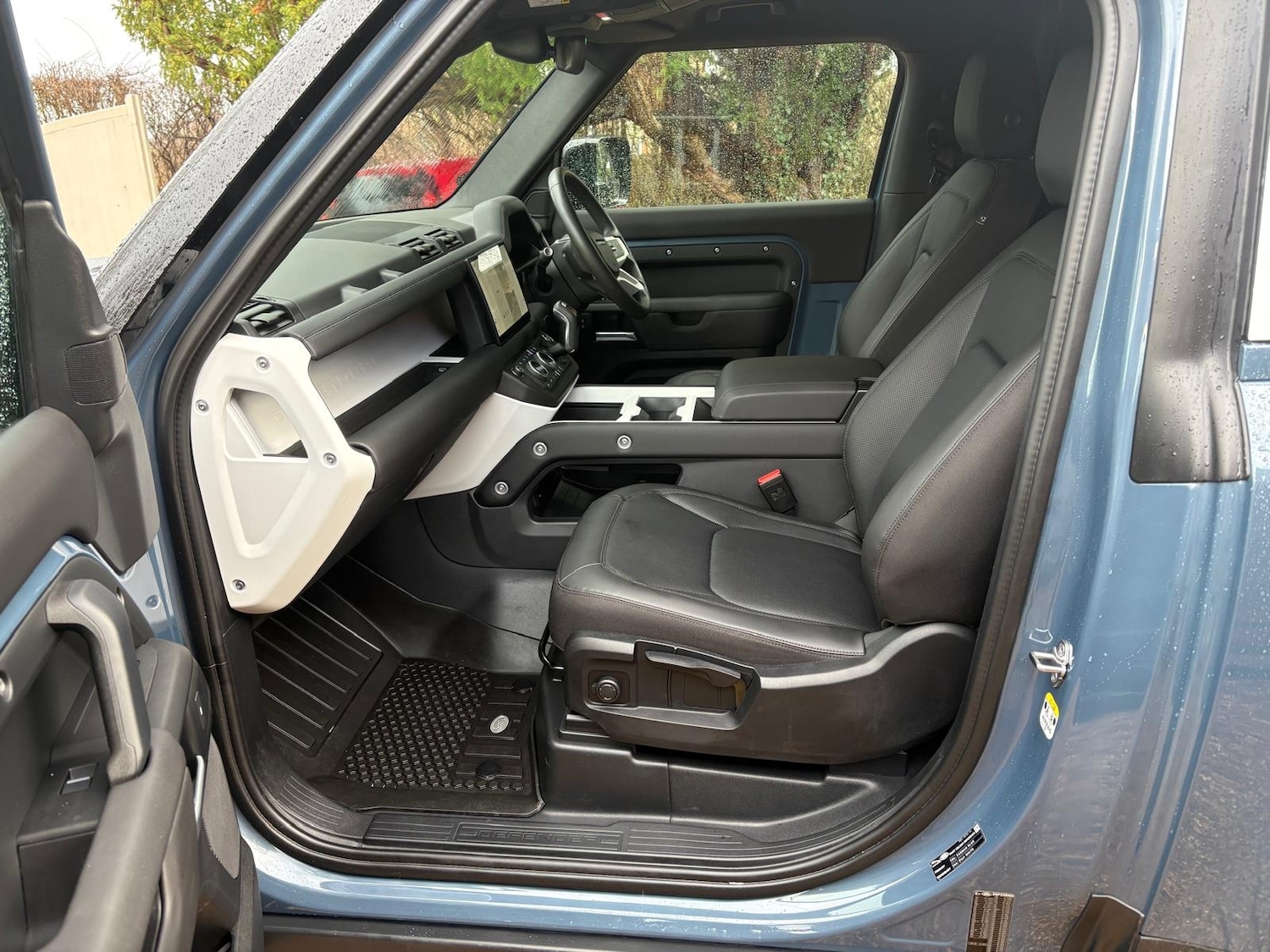 Used Land Rover Defender 2025 for sale - 77630106: Photo 20