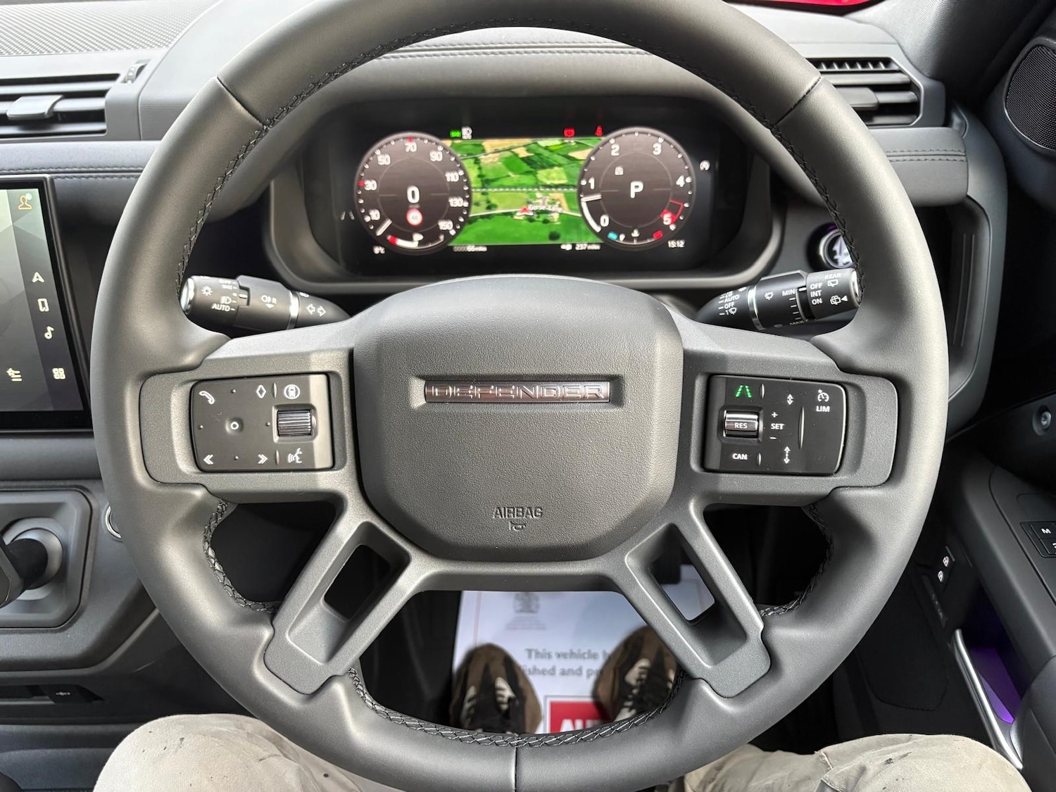 Used Land Rover Defender 2025 for sale - 77035781: Photo 12