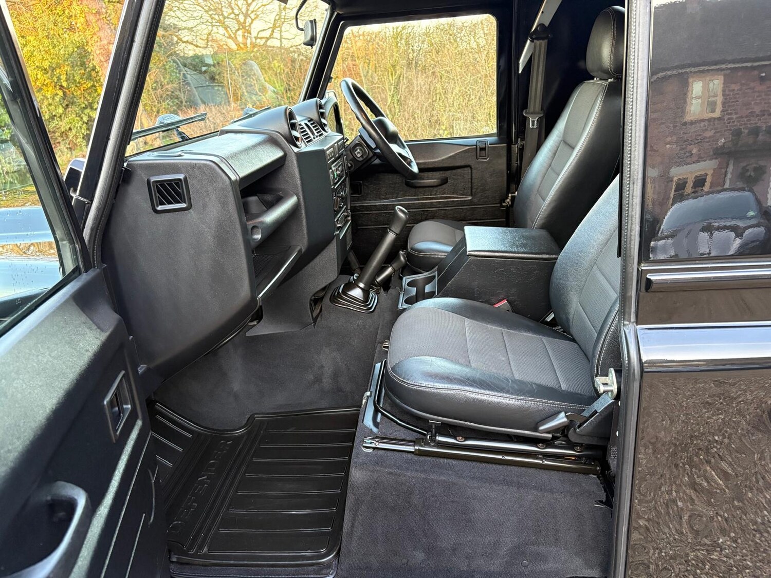 Used Land Rover Defender 2016 for sale - 77665627: Photo 13