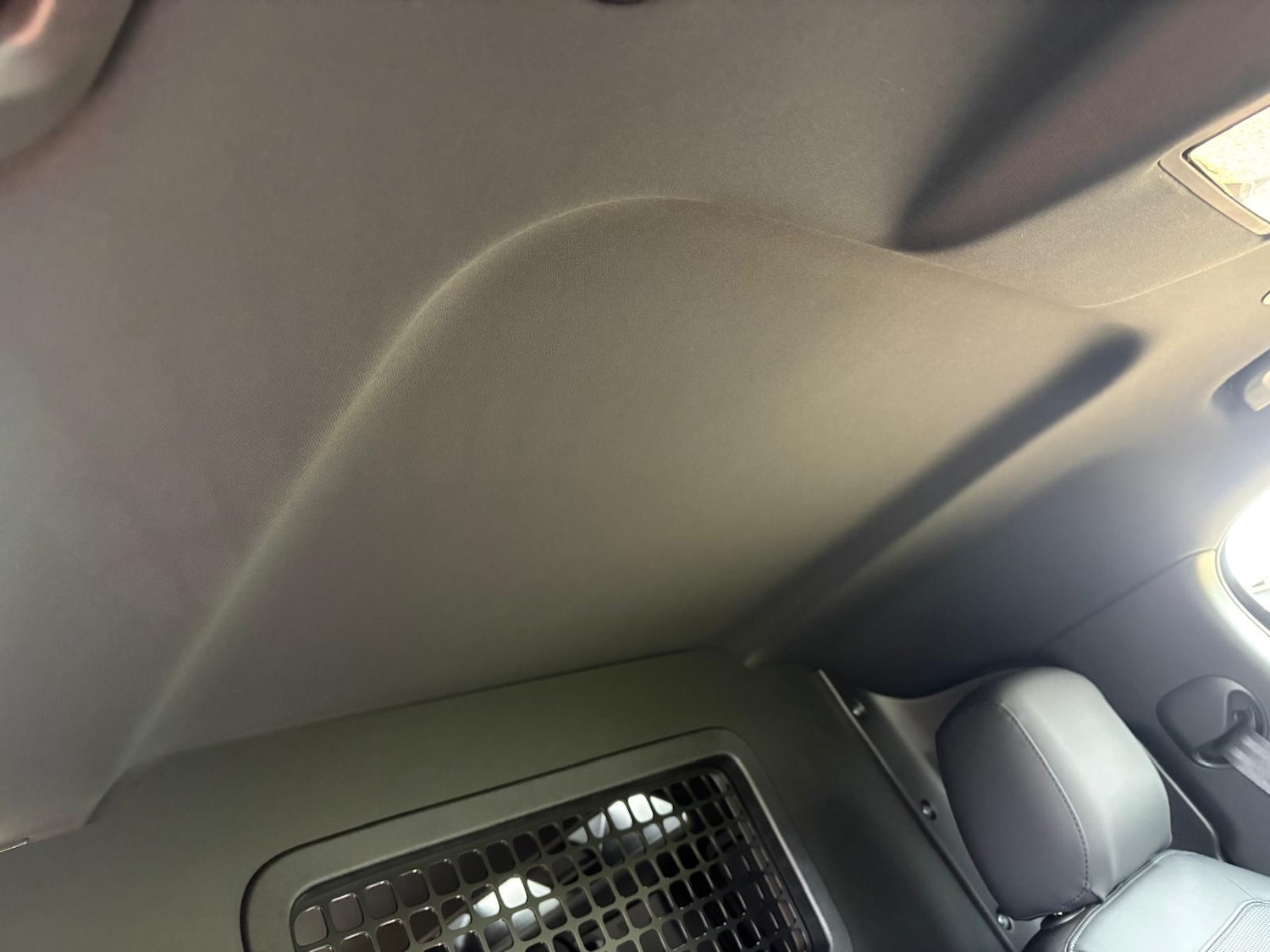 Used Land Rover Defender 2026 for sale - 77991844: Photo 25