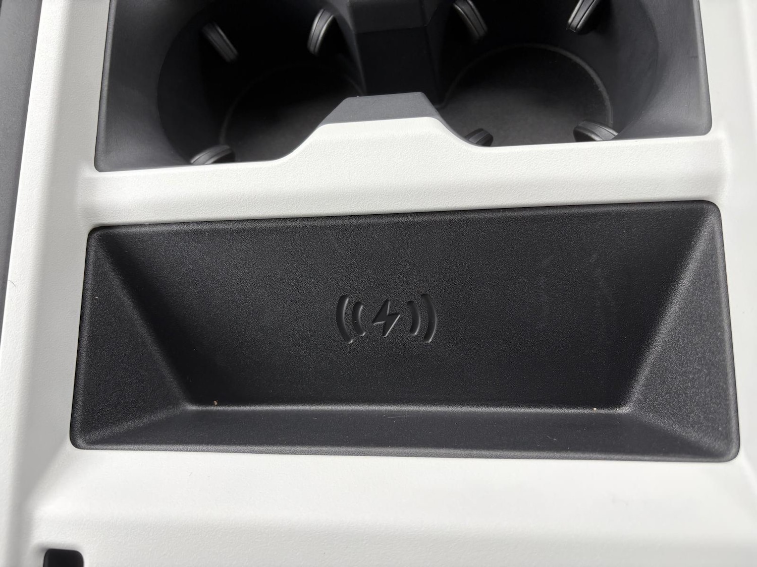 Used Land Rover Defender 2026 for sale - 77991844: Photo 27