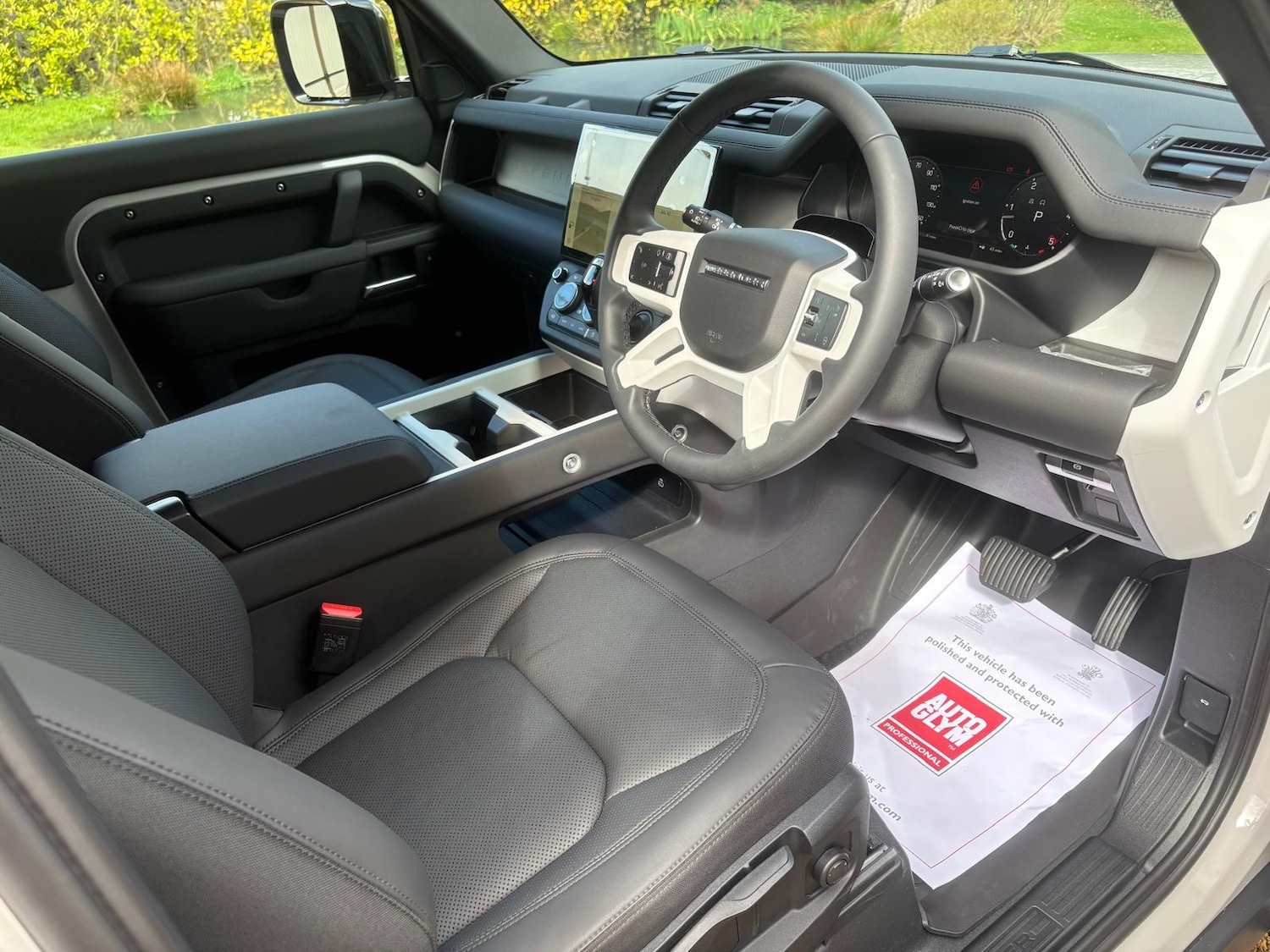 Used Land Rover Defender 2026 for sale - 78079442: Photo 12