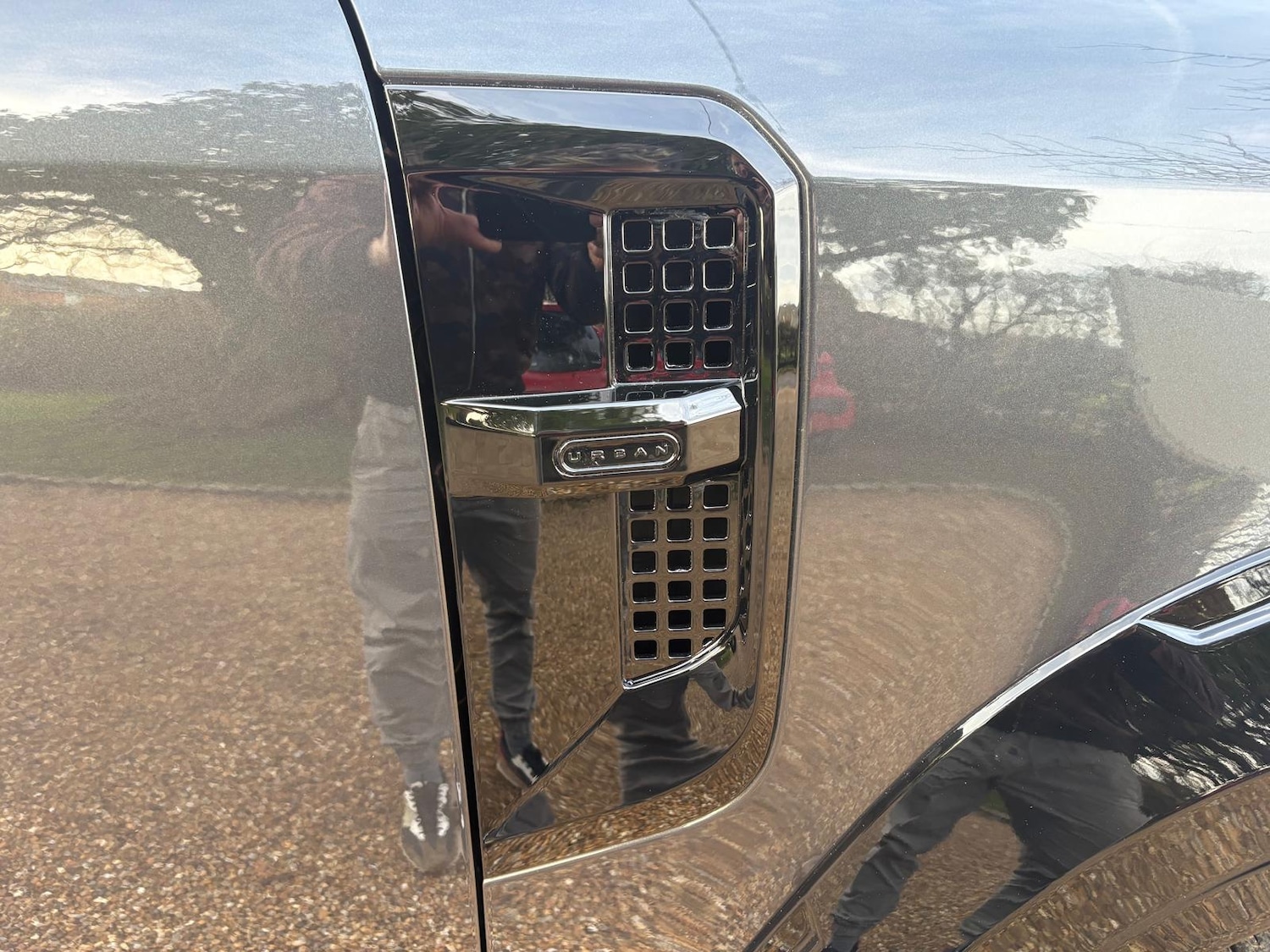 Used Land Rover Defender 2024 for sale - 77137045: Photo 12