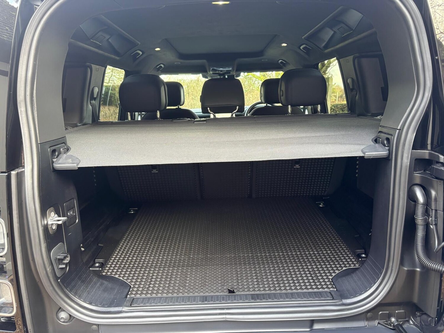 Used Land Rover Defender 2024 for sale - 77137045: Photo 20