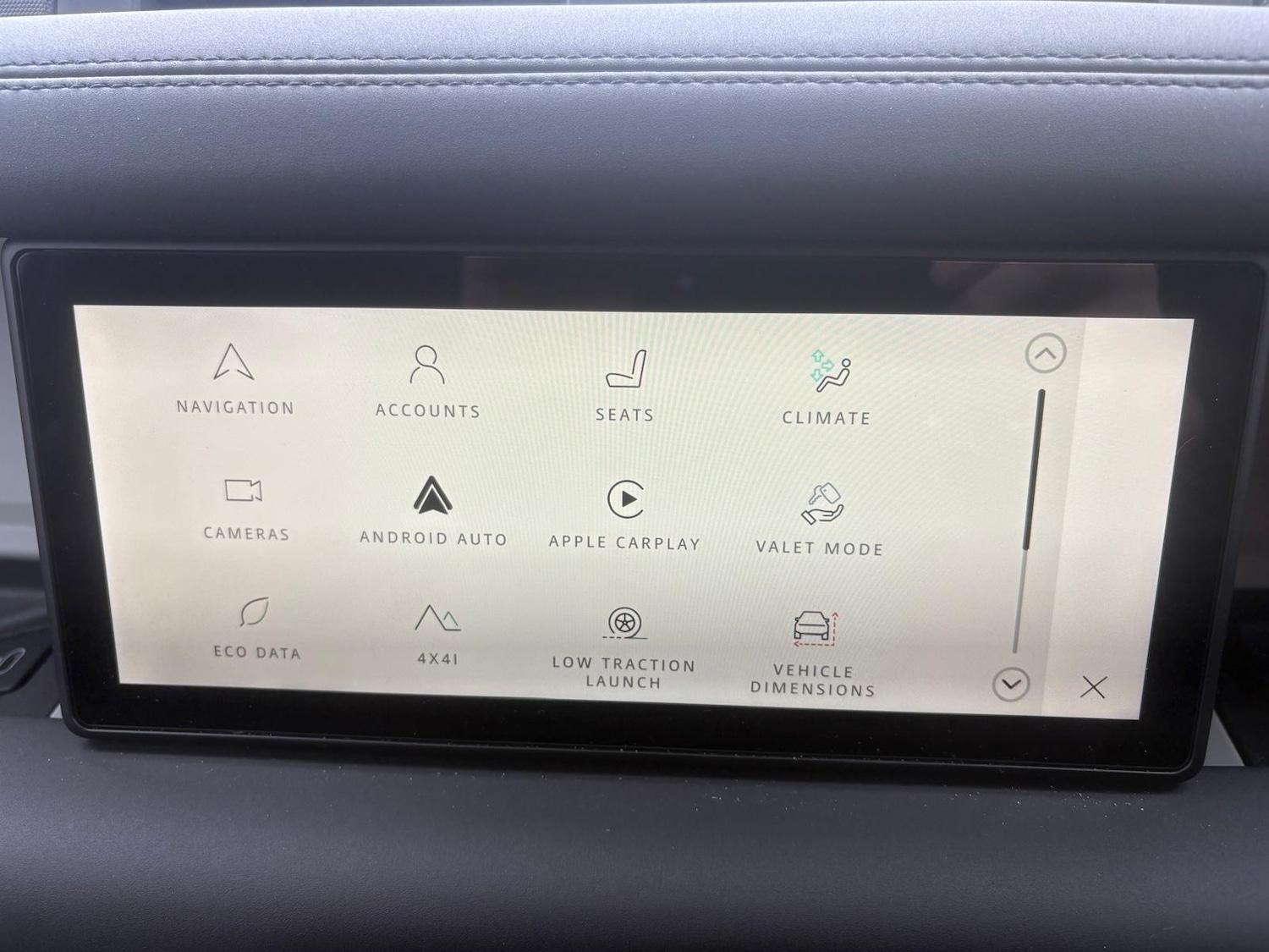 Used Land Rover Defender 2024 for sale - 76476731: Photo 17