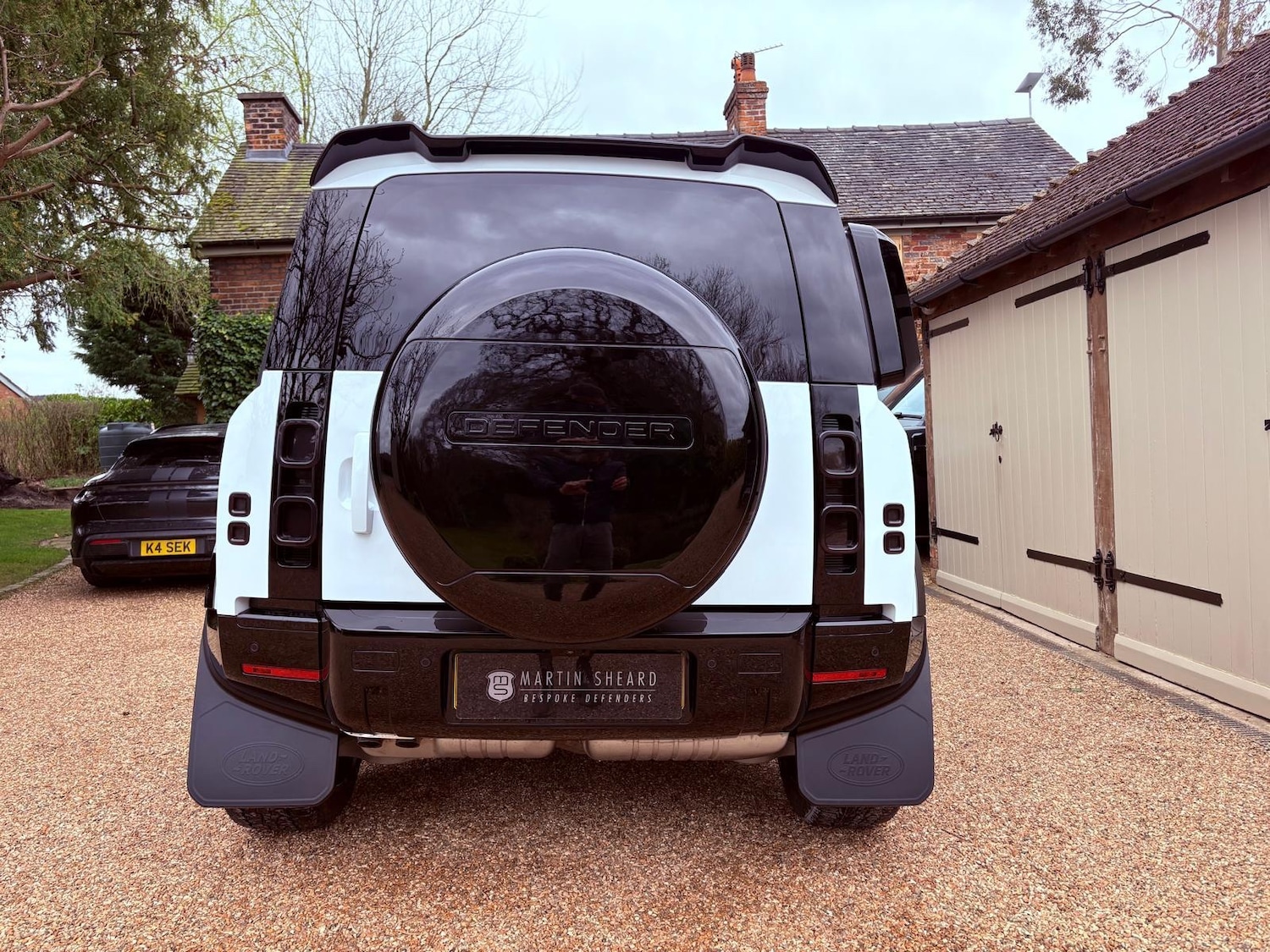 Used Land Rover Defender 2024 for sale - 76476731: Photo 5