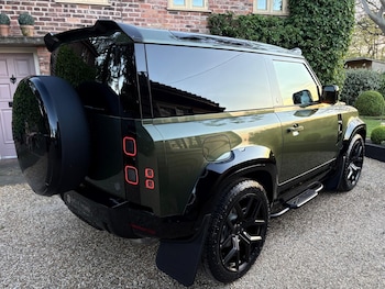 Used Land Rover Defender 2026 for sale - 78459620: Photo
