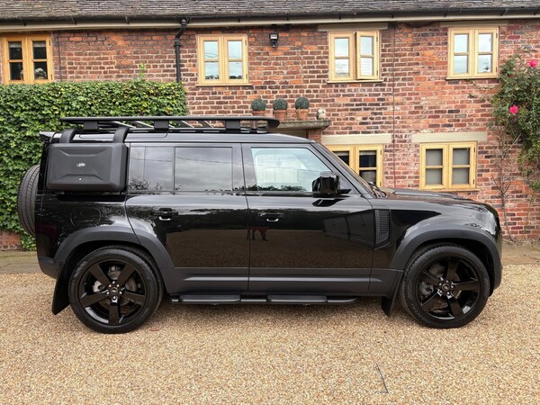 Used Land Rover Defender 2022 for sale - 75714107: Photo 2