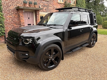 Used Land Rover Defender 2022 for sale - 75714107: Photo