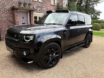Used Land Rover Defender 2023 for sale - 75469982: Photo