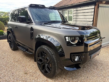 Used Land Rover Defender 2026 for sale - 79489961: Photo