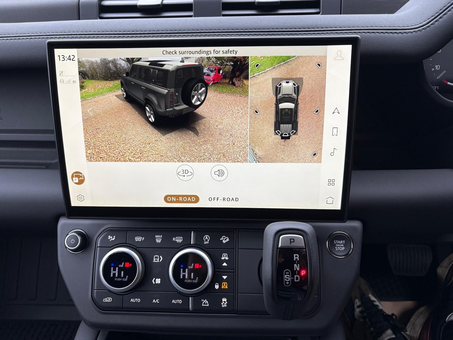 Used Land Rover Defender 2025 for sale - 76555121: Photo 27