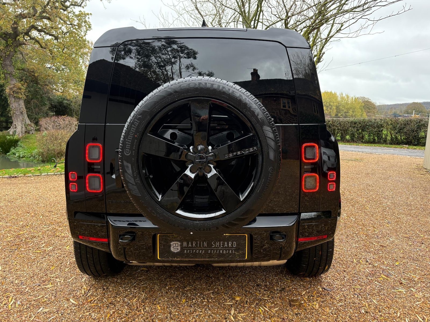 Used Land Rover Defender 2025 for sale - 76555121: Photo 5