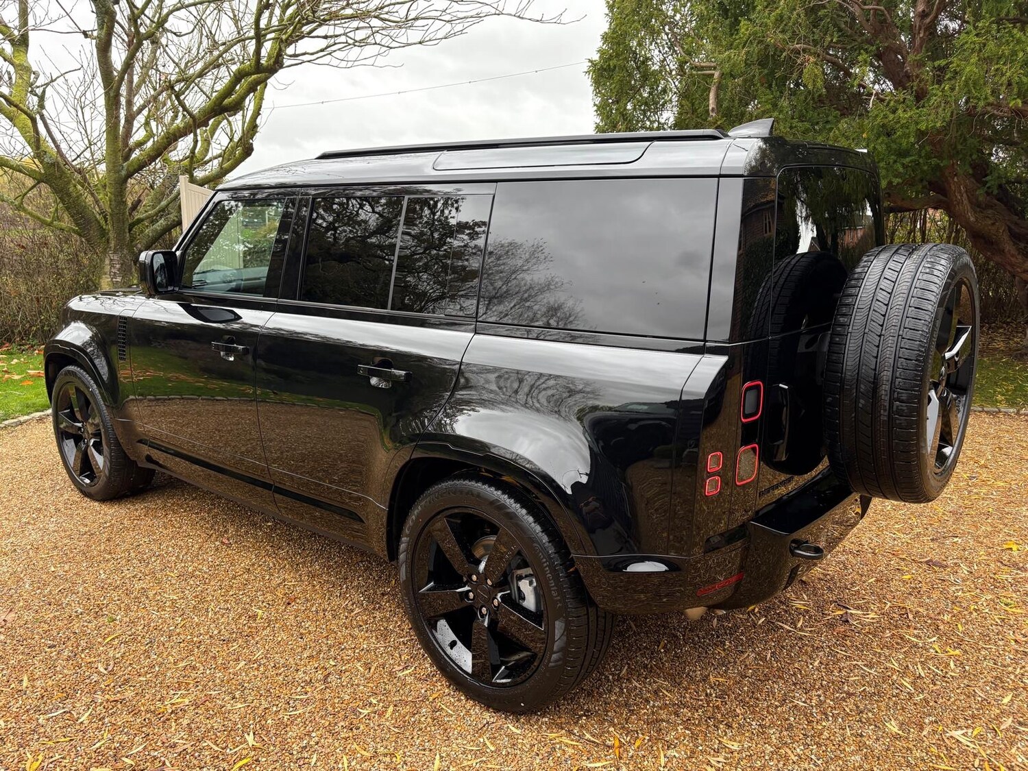 Used Land Rover Defender 2025 for sale - 76555121: Photo 9