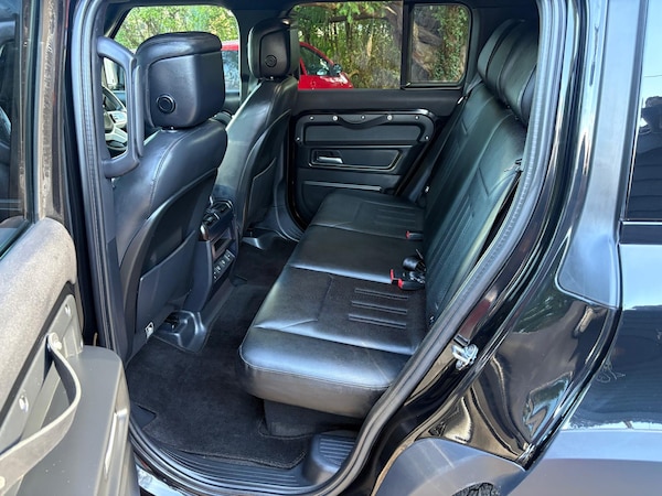 Used Land Rover Defender 2021 for sale - 76036329: Photo 14