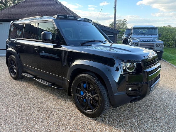 Used Land Rover Defender 2021 for sale - 76036329: Photo 1