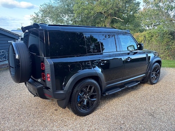 Used Land Rover Defender 2021 for sale - 76036329: Photo 3
