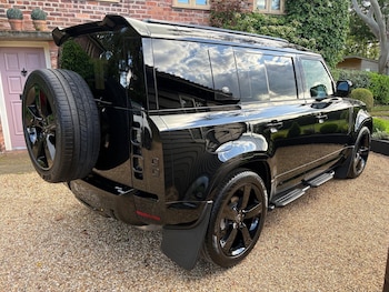 Used Land Rover Defender 2024 for sale - 78873763: Photo