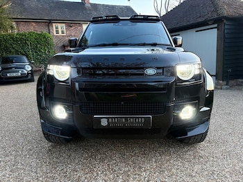 Used Land Rover Defender 2023 for sale - 78316298: Photo