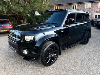 Used Land Rover Defender 2023 for sale - 78316298: Photo